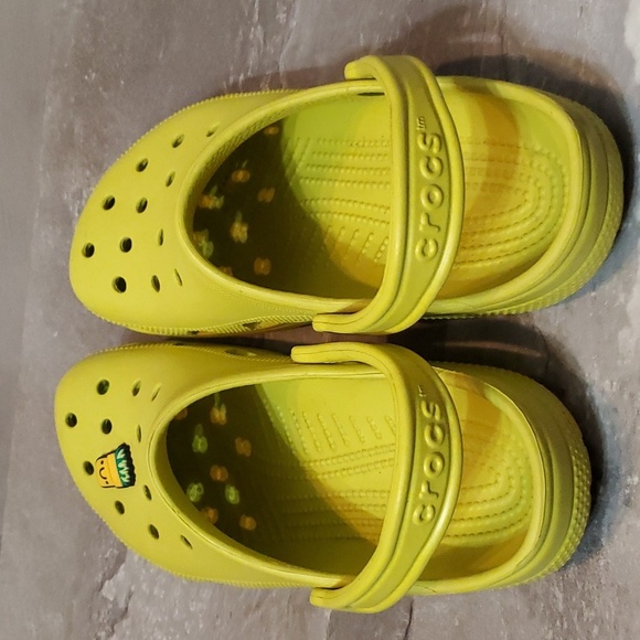 Crocs Clogs. Yellow / light bright green. Women size 10. One charms. - Picture 4 of 9